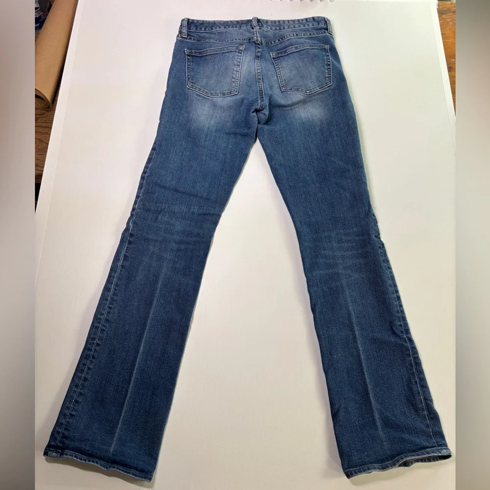 Gap 1969 Women’s Size 27 Regular Bootcut Jeans Medium Wash Stretch Denim Classic - Picture 3 of 14
